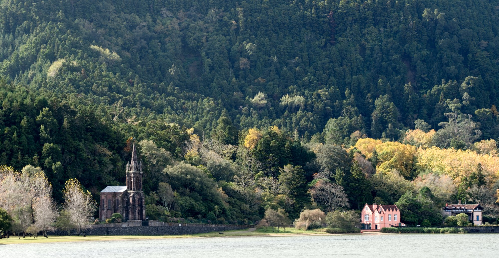 Casa dos Barcos seen from across the lake